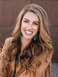 Janelle Flaherty Real Estate Associate in Scottsdale Arizona