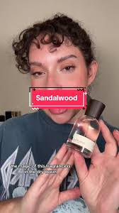 Sandalwood Smell White Company