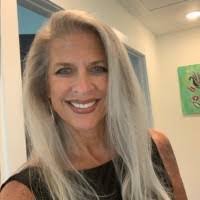 Anita Bugg's Instagram, Twitter & Facebook