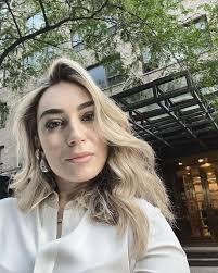 Karina Moises (@karinamoises) • Instagram photos and videos