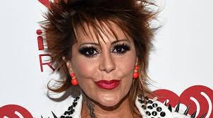 207 letras de alejandra guzmán, 8 curiosidades y mucho más. Alejandra Guzman Net Worth 2019 Bio Age Height