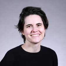 Amy Bloch's Instagram, Twitter & Facebook