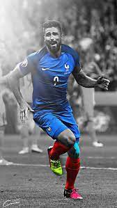 L'attaquant star d'arsenal fc, olivier giroud, fait la couverture du nouveau sport&style. Olivier Giroud