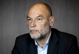 GeenStijl: Totale GroenLinks-gek Paul Smits is de personificatie van de HEL  waar de PvdA zich in heeft gestort