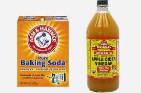 After shampooing and conditioning, pour the mixture over your hair evenly, working into your. Baking Soda And Vinegar Hair Wash Method