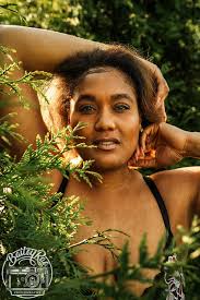 Wanted to shout out Sarina Jackson! Loved working with her, highly  recommend! All photos taken at my venue, Old School Pix in Loveland, OH.  Bailey Rae Photography