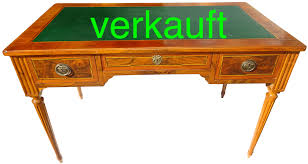 Antik gewischtes englisches leder in verschiedenen farbtönen zusätzlich bieten wir auch die reparatur. Schreibtische Edeltrodel Antike Mobel