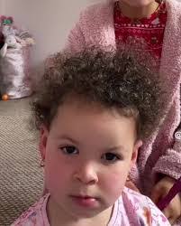 Tina Smile's Instagram, Twitter & Facebook