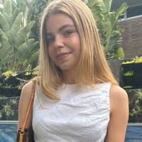 400+ "Alannah" profiles