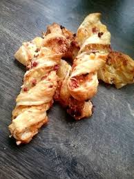 Blatterteig Schinken Kase Stangen Von Dieliebebeate Chefkoch Blatterteig Schinken Kase Fingerfood Rezepte Blatterteig Fingerfood Rezepte