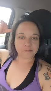 Anna Everly (@bananaeverly)