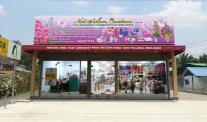 Traveler bisa ngabuburit sambil main air di kedai ini. Nursalam Creations Gubahan Hantaran Dan Bunga Di Jitra Kedah