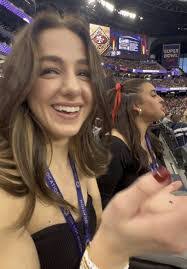 Erno Vertes's Instagram, Twitter & Facebook