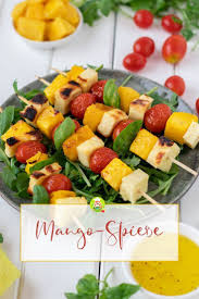 Mango Kase Spiesse Zum Grillen Auf Salat Meine Stube In 2020 Rucola Salat Leckere Salate Bbq Rezepte
