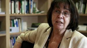 De Maria Patiño a Ana Rosa Quintana: las famosas se dividen ante las dos  corrientes del 8M