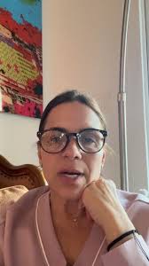 Si son seniors en high school por favor revisen su portal todos los días!  Las universidades se comunican con ustedes a través de ese portal, no por  un regular email. Por otra parte si son sophomores ...