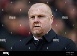 Nottingham forest v everton hi-res stock photography and images