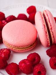 Macarons A La Framboise Pour Les Nuls Recette Recette Macaron Recettes De Cuisine Macaron Framboise