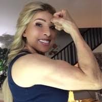 Lynda Marie's Instagram, Twitter & Facebook