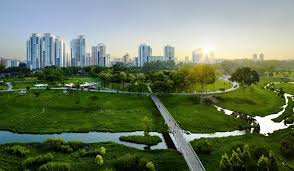 Each year, various parts of singapore are inundated by a series of floods, usually in the form of flash floods that came about due to intense rainfall over a short period of time. What Vietnam Can Learn From Singapore About Flood Risk Management