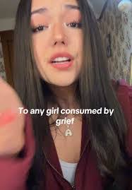 Alyssa Hatch's Instagram, Twitter & Facebook