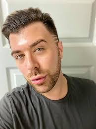 Brenda Goebel's Instagram, Twitter & Facebook