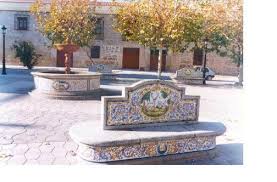 20 el arzobispo bendijo el puente en su mitad con el nombre de isabel ii. Plaza De Espana El Puente Del Arzobispo Toledo