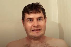 Video-Tipp: Moritz Hürtgen testet für "Apotheken-Umschau"-Kolumne  "Lebensverlängernde Maßnahmen".