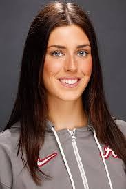 Ella Smiley's Instagram, Twitter & Facebook