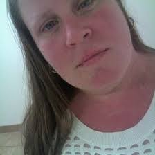 Karen Stoeckel's Instagram, Twitter & Facebook