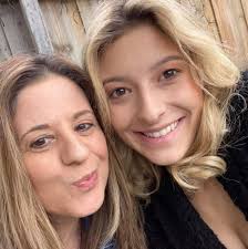 Justin Bieber has posted a candid statement online amid growing concerns  for his well-being. The singer has admitted he feels “unequipped and  unqualified” most days.