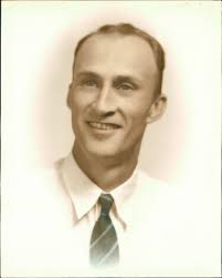 Nona M Curtsinger: Mar 6, 1921