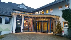Die gruppenunterkunft haus zauberberg eignet sich perfekt für größere gruppen, die möglichst überaus günstig verreisen wollen. Kolpinghaus Zauberberg Krebstagebuch Von Martin Gelmar