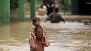 Mau dapet info tentang seputar indramayu, wisata alam di indramayu, lowongan kerja di indramayu, pok. Indramayu Diterjang Banjir Ribuan Warga Mengungsi