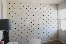 Add a mondrian vibe to a wall using some electrical tape and a few pieces of coloured acetate. Diy Washy Tape Wall Decor Livingroom Design Decor