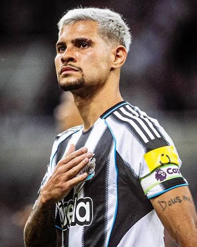 Mixed feelings. We will never give up under any circumstances. We deserved  more, but many times football is not fair. We stick together. There is  still a lot ahead, and your support