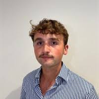 Angela Catto's Instagram, Twitter & Facebook