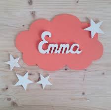 Plaque De Porte Prenom En Bois Massif Decoration Murale Personnalisee Chambre Enfant Bebe Nuage Et Etoiles Couleur Corail Orange Baby Room Colors Planet Nursery Name Wall Decor