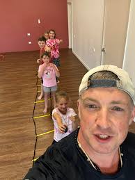 The master in action. Geoff Else our leader.