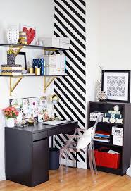20 Simple And Stylish Workspace With Ikea Micke Desk Home Design And Interior In 2020 Haus Deko Haus Inneneinrichtung
