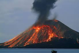 Phreatomagmatic Eruption Google Search Natural Landmarks Volcano Lava