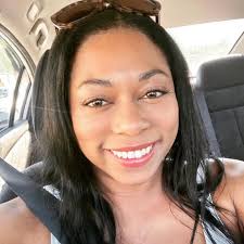 I will never forget a little girl called me a B A D D I E I said nahhhh  girl and she was only 3🤯🥵 cause dpwm 🤣🤍