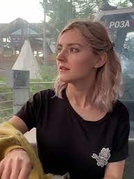 Ota yhteys sivuun eva elfie liittymällä facebookiin tänään. Eva Elfie On Coub
