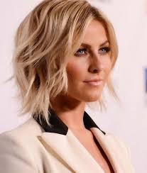 Visage rond coiffure femme à la mode 2018 : Epingle Sur Cheveux