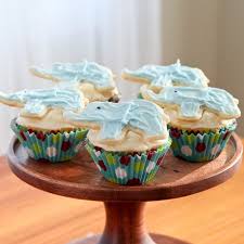 Interested in designing your own custom baby shower cupcake stand? 10 Diy Baby Shower Cupcake Recipes That Excite Shelterness
