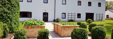 Machen sie mehr aus ihrem garten: Aussenanlage Wohhnaus Hof Brunner Gmbh Baggerbetrieb Und Gartenbau