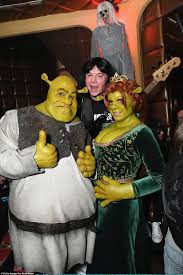 14 jockey and race horse costume Heidi Klum And Tom Kaulitz Dress Up As Fiona And Shrek For Halloween Daily Mail Online