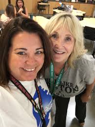 Anna Schrader (@AnnaSchrader7)