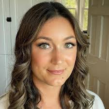 Amy Isaac's Instagram, Twitter & Facebook