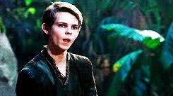 Once Upon A Time Fanfiction Peter Pan Rapunzel There Are Things About Neverland Tha Once Upon A Time Peter Pan Peter Pan Ouat Peter Pan Imagines